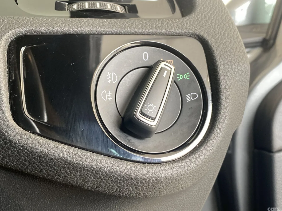 Volkswagen Golf Hatchback, Petrol, 2018, Grey