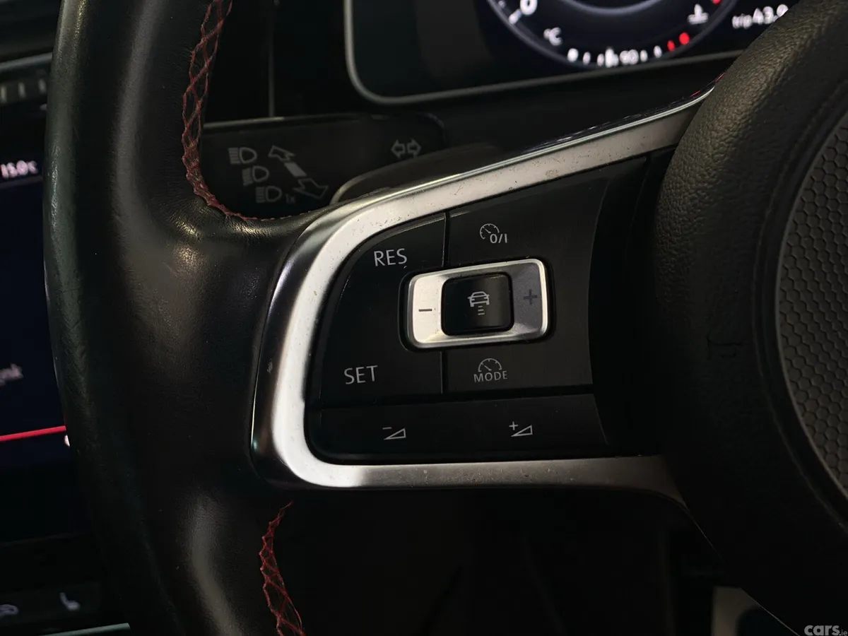 Volkswagen Golf Hatchback, Petrol, 2018, Grey