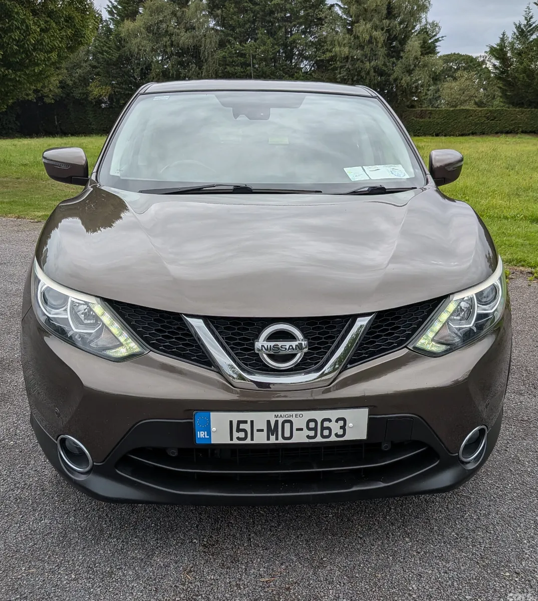 Nissan Qashqai Hatchback, Diesel, 2015, Brown