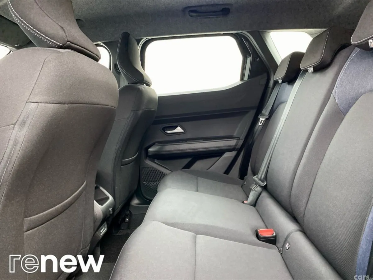 Dacia Duster SUV, Petrol Hybrid, 2026, Black