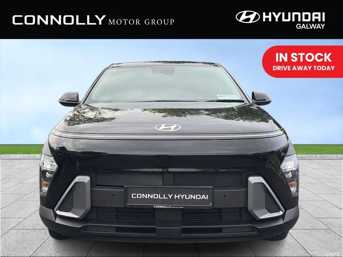 Hyundai KONA MPV, Petrol, 2025, Black