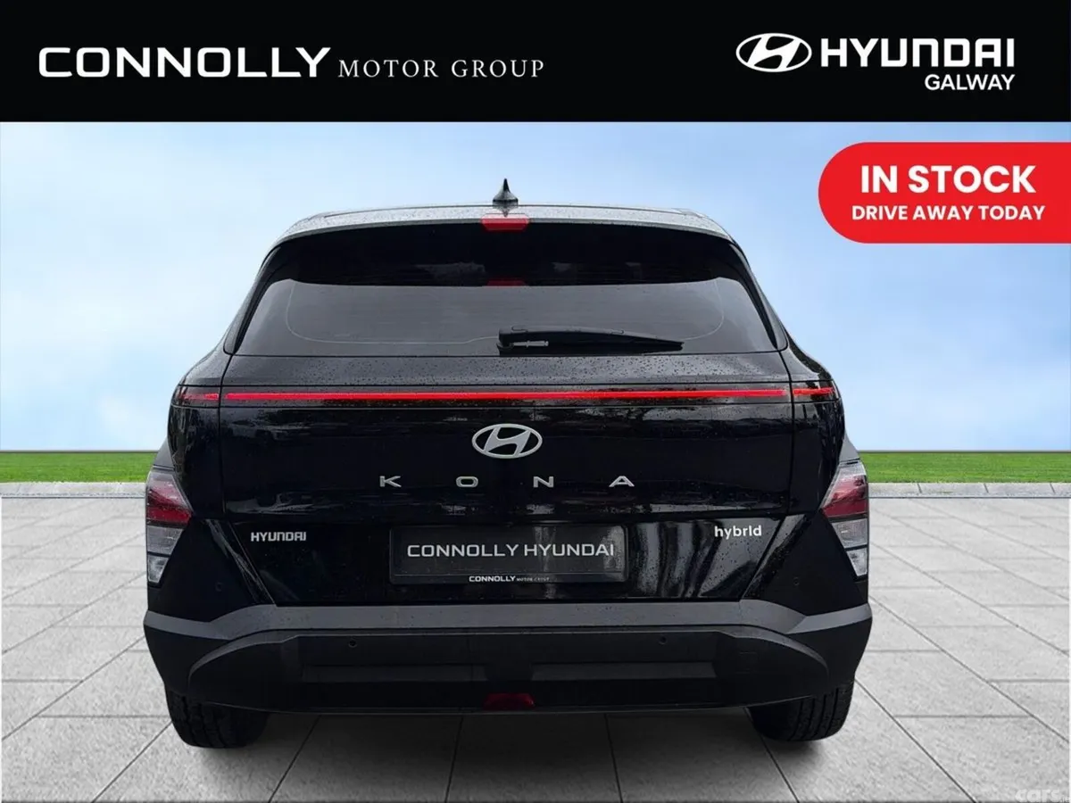 Hyundai KONA MPV, Petrol, 2025, Black
