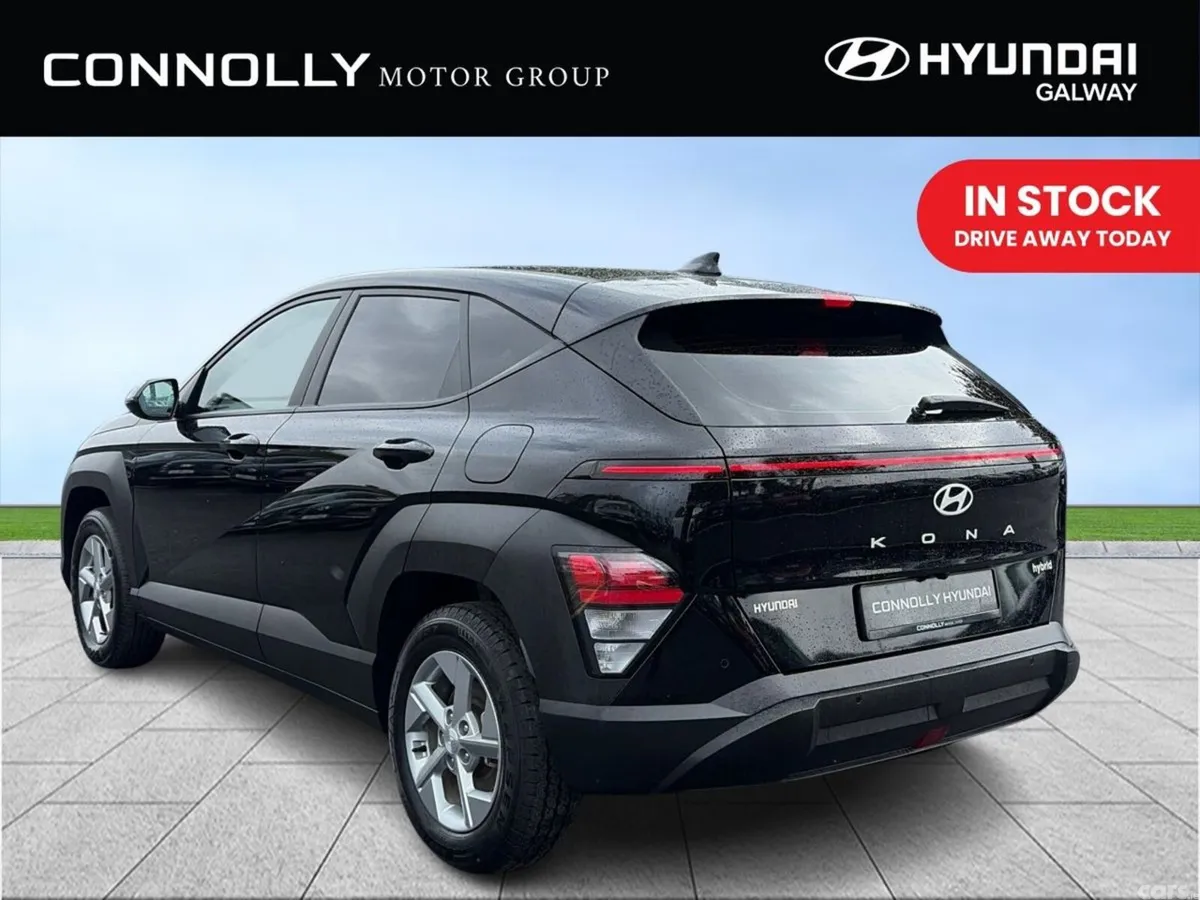 Hyundai KONA MPV, Petrol, 2025, Black