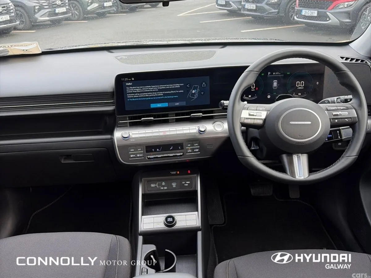 Hyundai KONA MPV, Petrol, 2025, Black