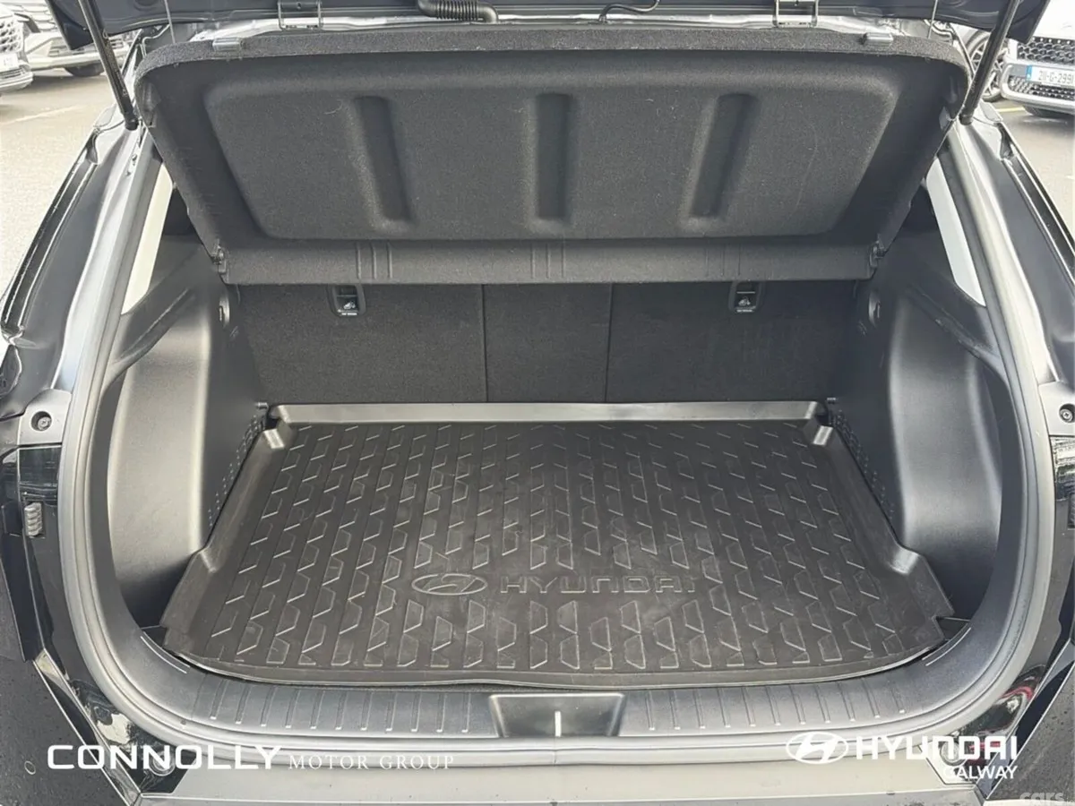 Hyundai KONA MPV, Petrol, 2025, Black