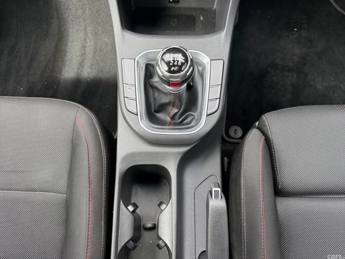 Hyundai i30 Hatchback, Petrol, 2024, White
