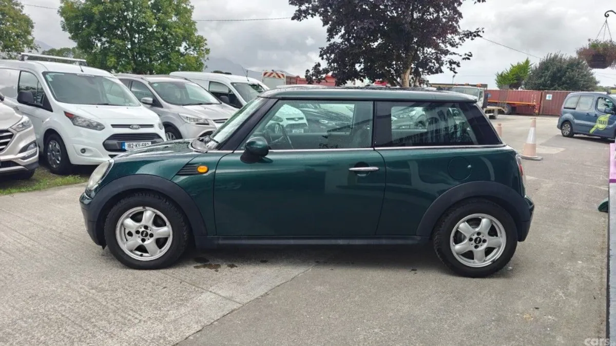 Mini Cooper Hatchback, Petrol, 2008, Green