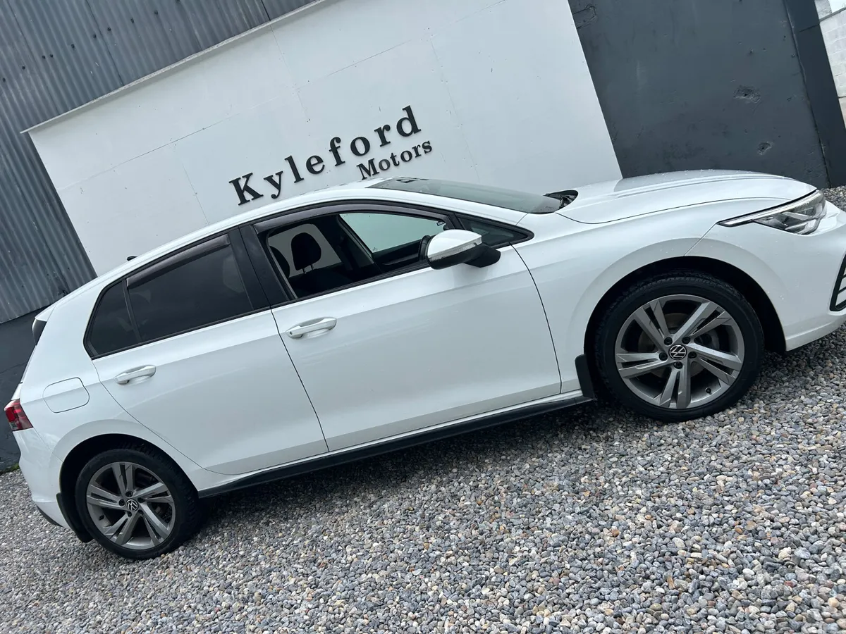 Volkswagen Golf Estate, Diesel, 2021, White