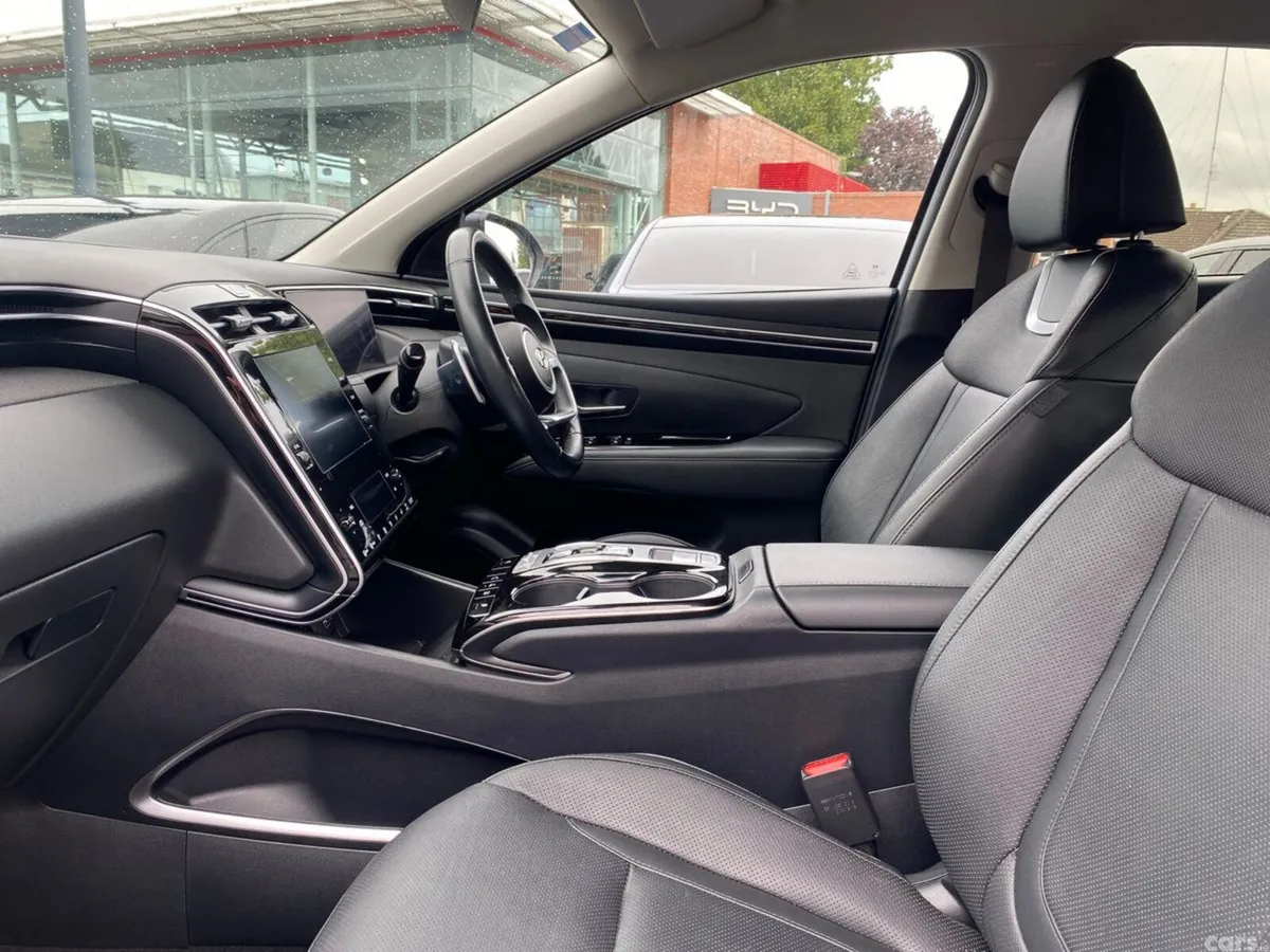 Hyundai Tucson SUV, Petrol Plug-in Hybrid, 2022, White