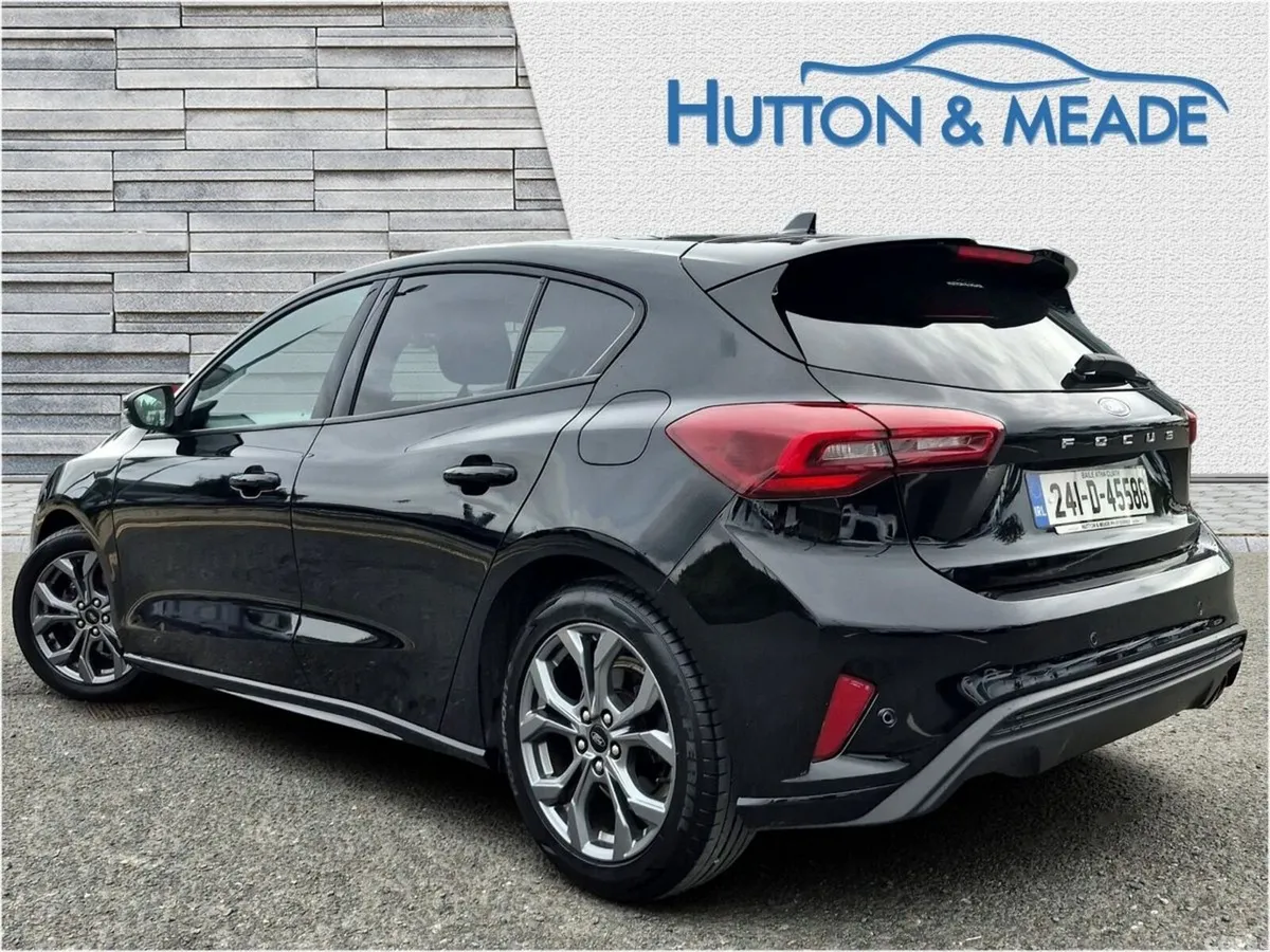 Ford Focus Hatchback, Diesel, 2024, Black