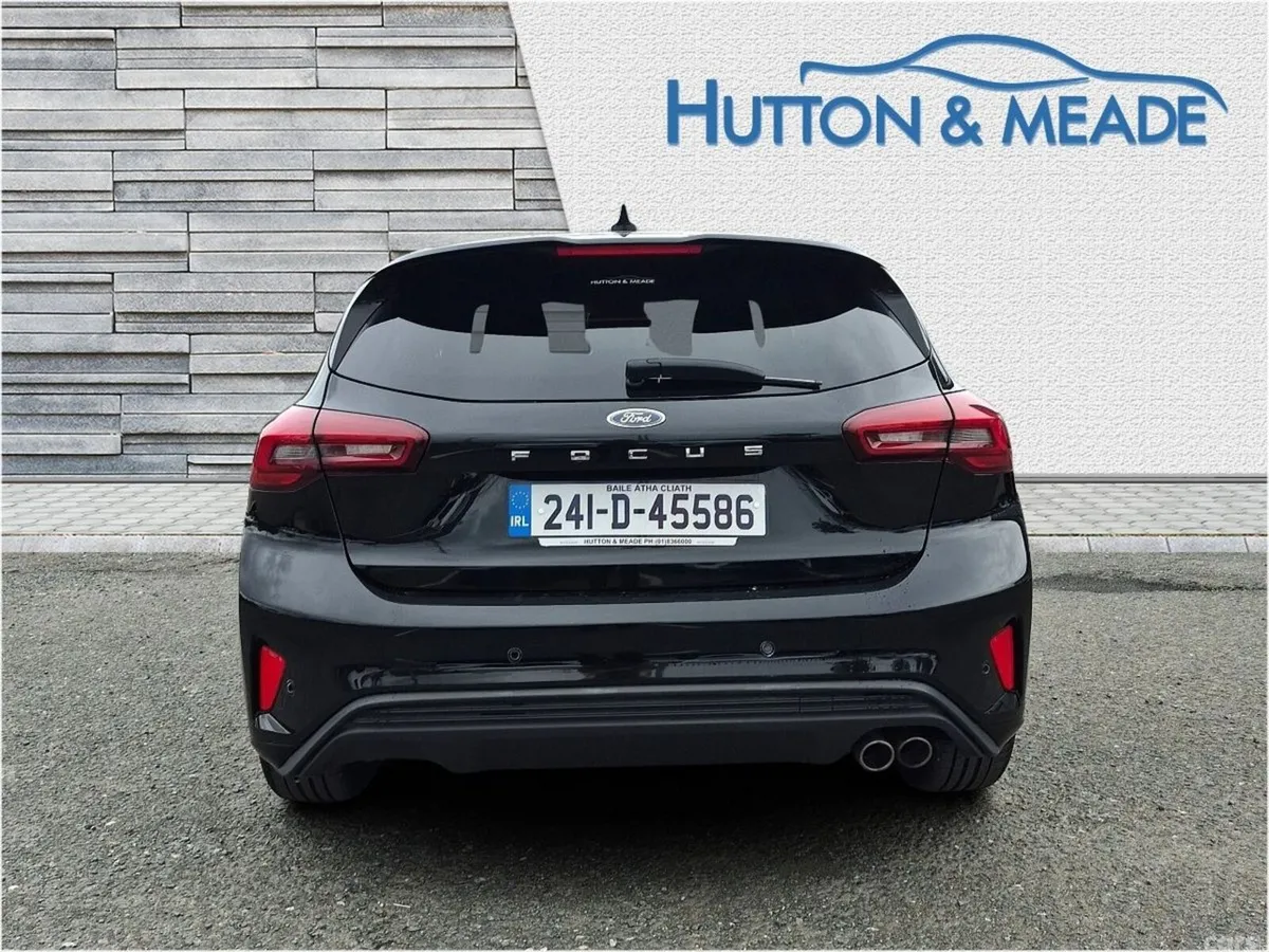 Ford Focus Hatchback, Diesel, 2024, Black