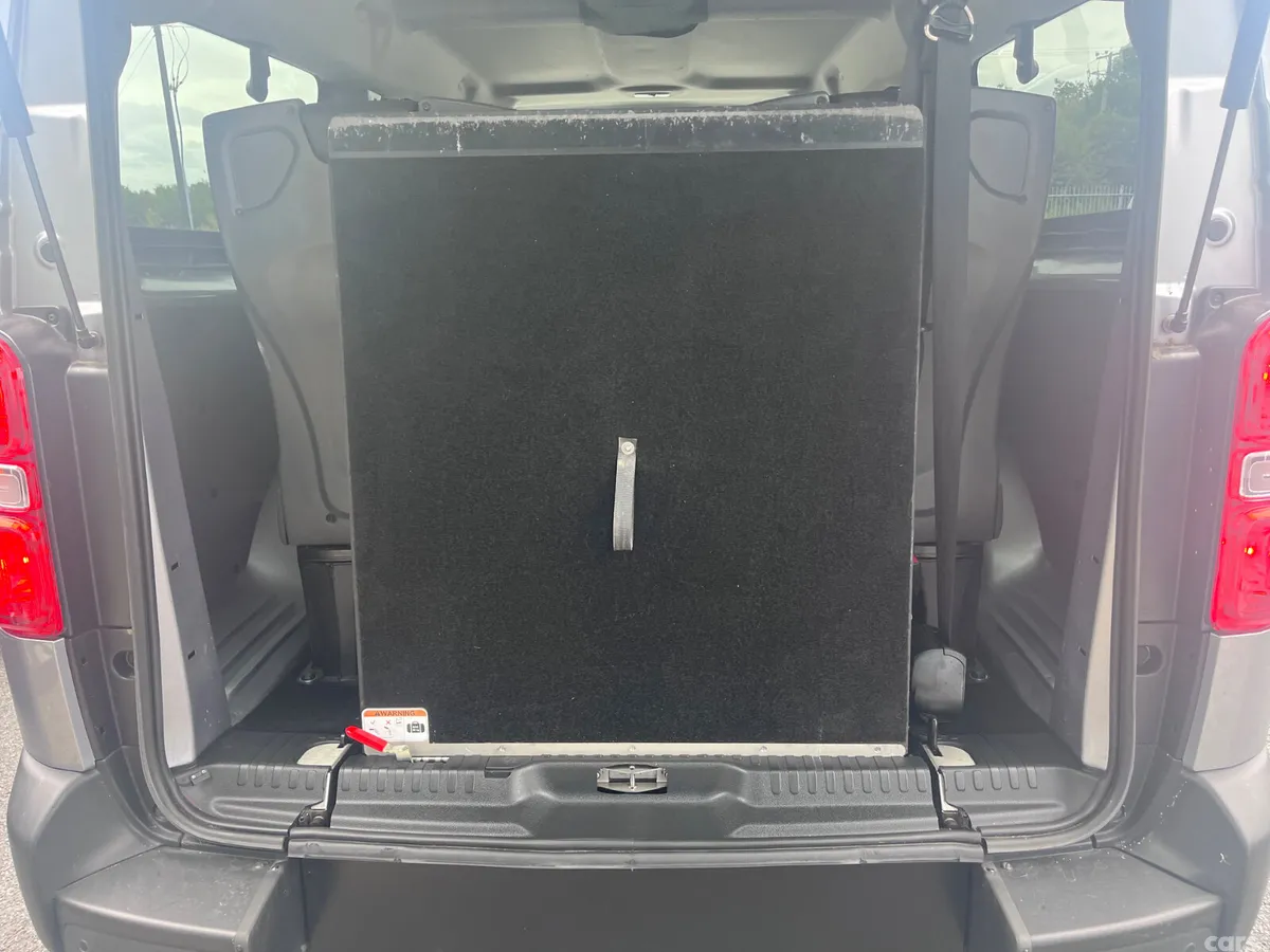 Citroen C4 Spacetourer MPV, Diesel, 2024, Silver