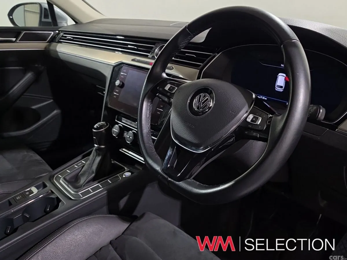 Volkswagen Passat Estate, Diesel, 2019, Grey