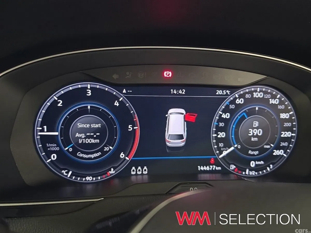 Volkswagen Passat Estate, Diesel, 2019, Grey