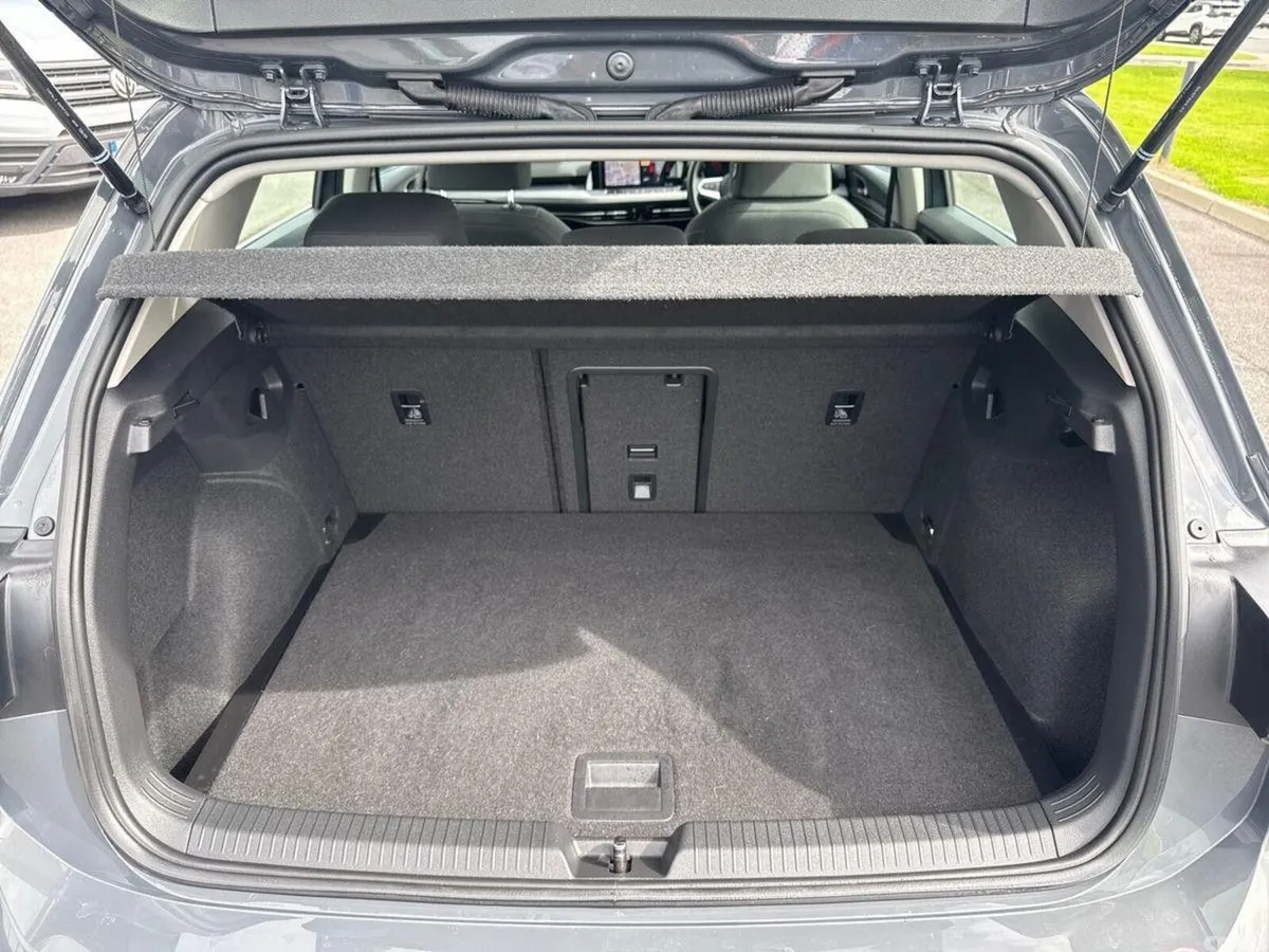 Volkswagen Golf Estate, Diesel, 2023, Grey