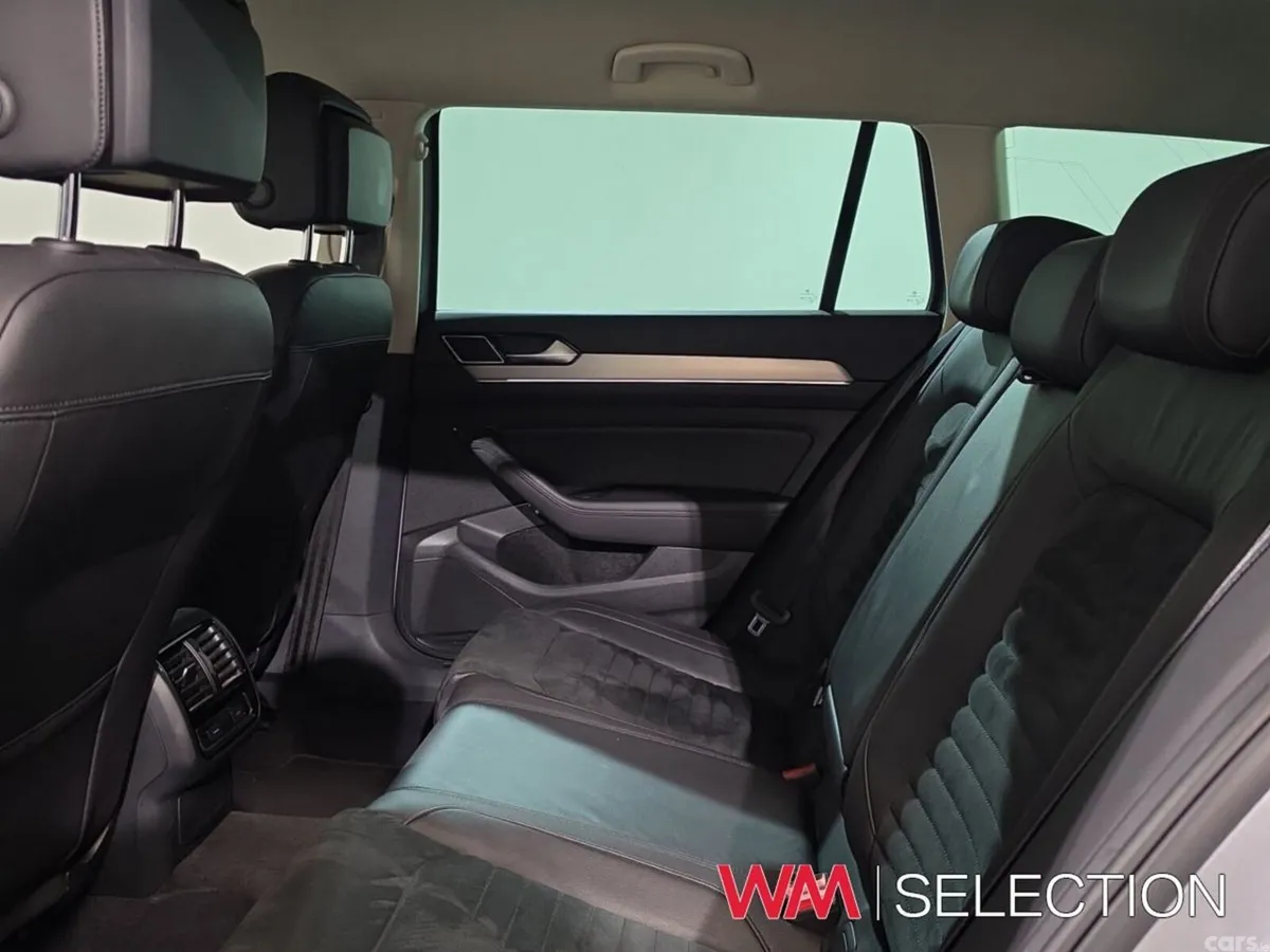 Volkswagen Passat Estate, Diesel, 2019, Grey