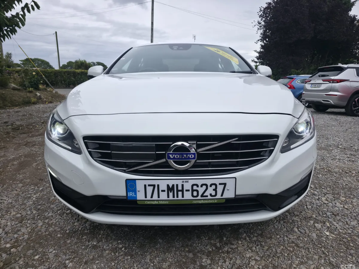 Volvo S60 Saloon, Diesel, 2017, White