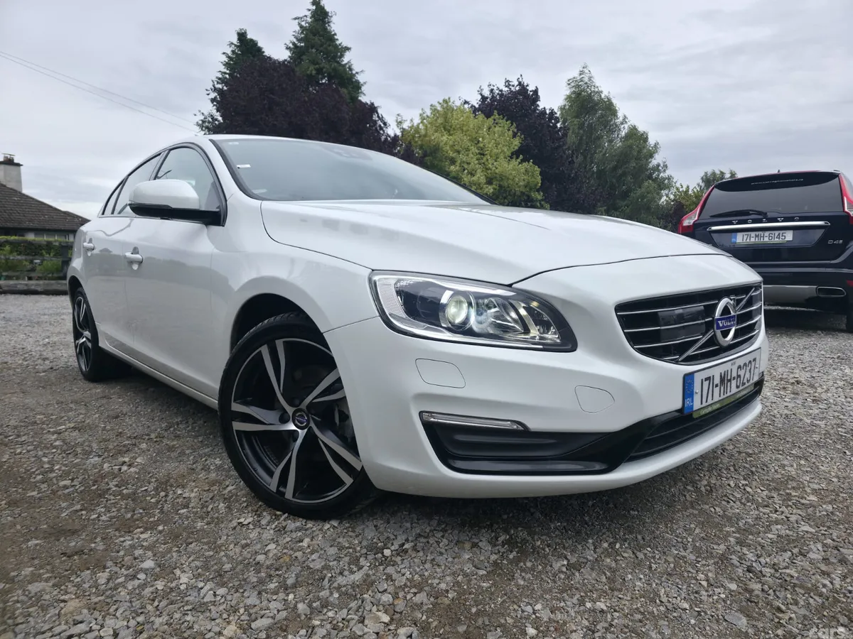 Volvo S60 Saloon, Diesel, 2017, White