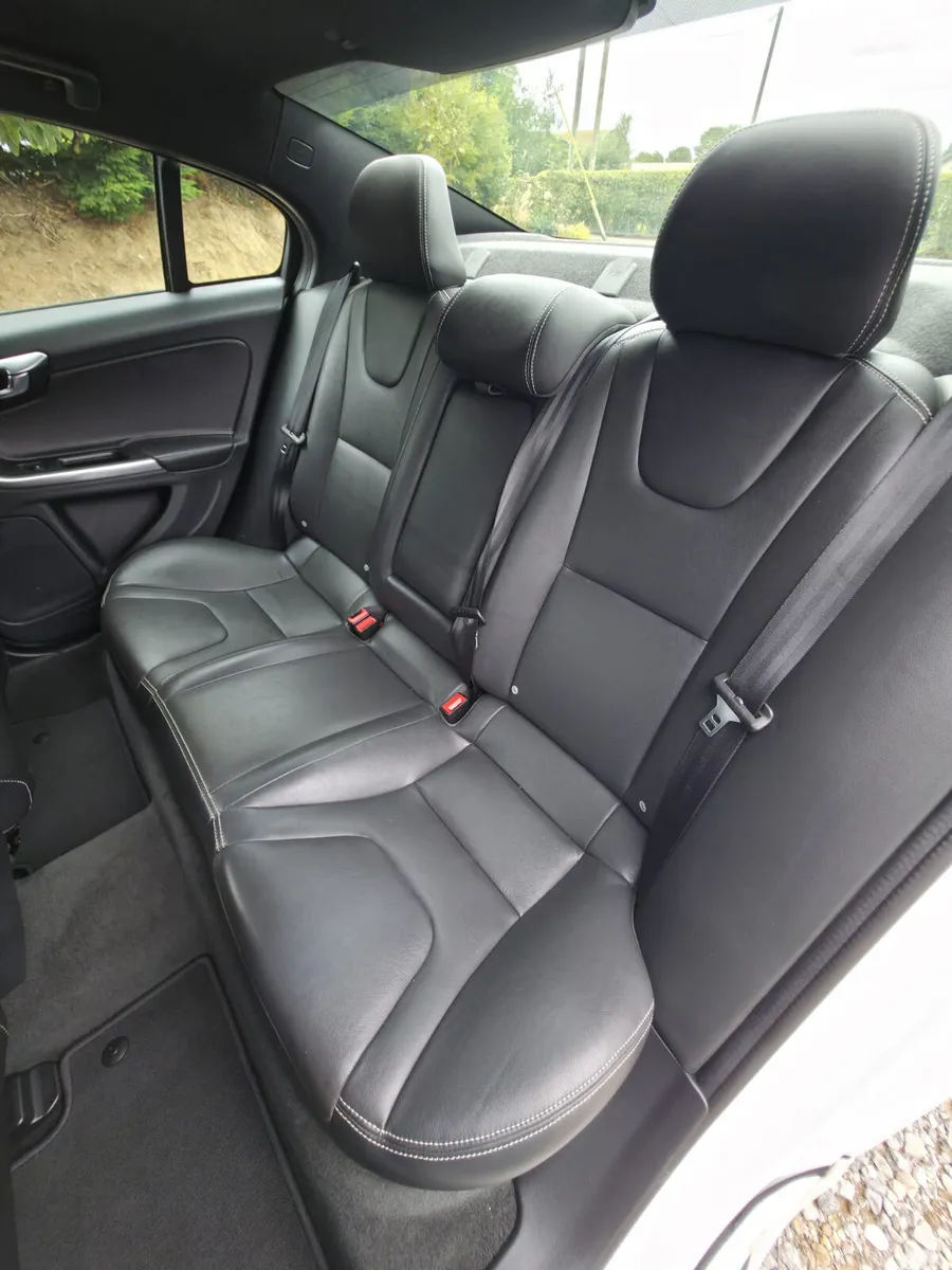 Volvo S60 Saloon, Diesel, 2017, White