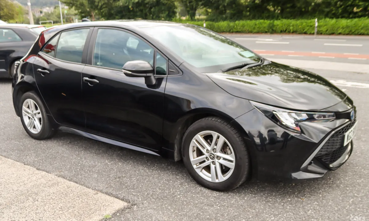 Toyota Corolla Hatchback, Petrol Hybrid, 2022, Black