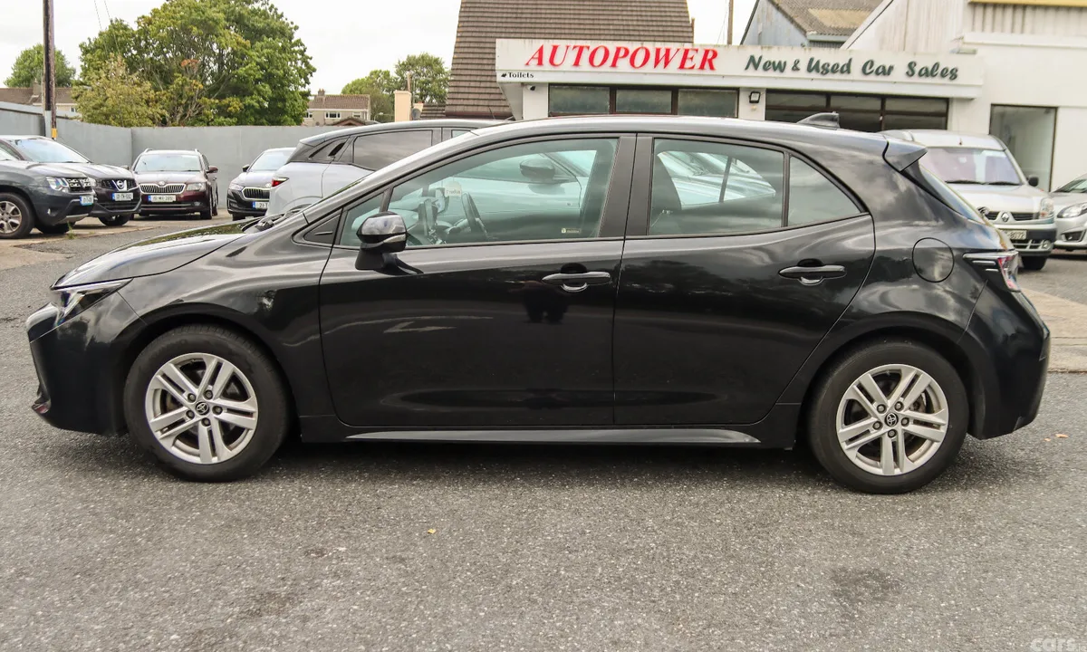 Toyota Corolla Hatchback, Petrol Hybrid, 2022, Black