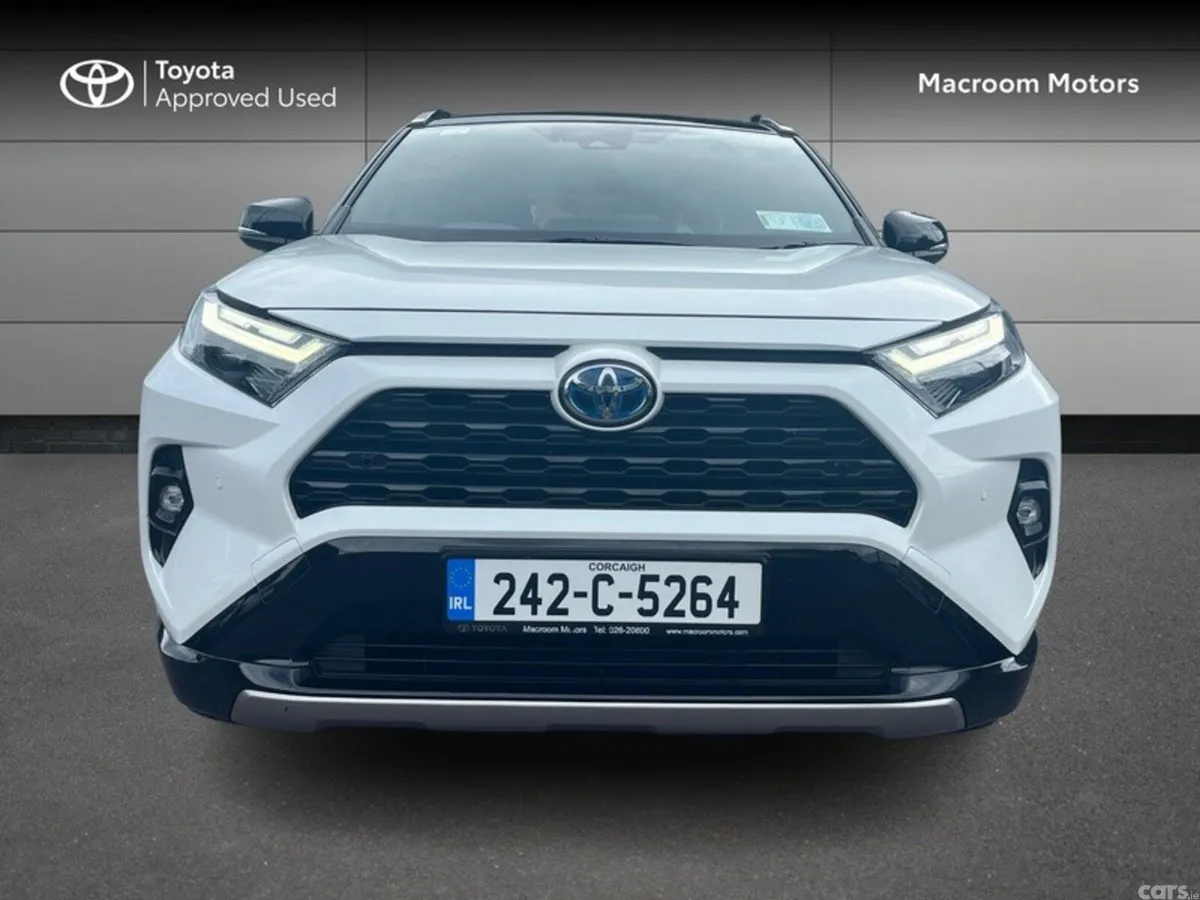 Toyota RAV4 SUV, Petrol Hybrid, 2024, White