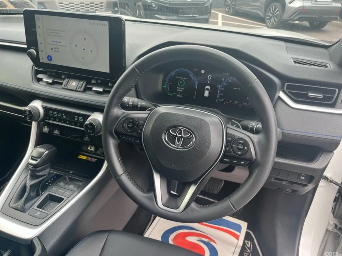 Toyota RAV4 SUV, Petrol Hybrid, 2024, White
