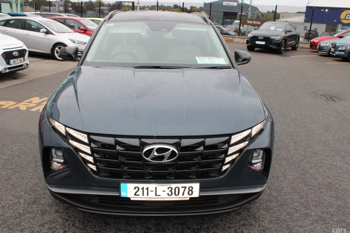 Hyundai Tucson SUV, Petrol Hybrid, 2021, Blue