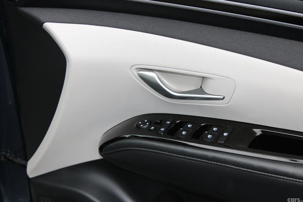 Hyundai Tucson SUV, Petrol Hybrid, 2021, Blue