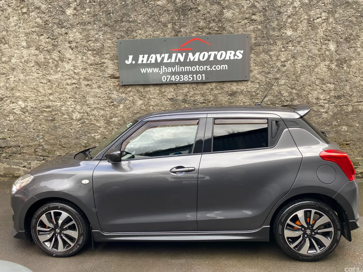 Suzuki Swift Hatchback, Petrol, 2019, Grey