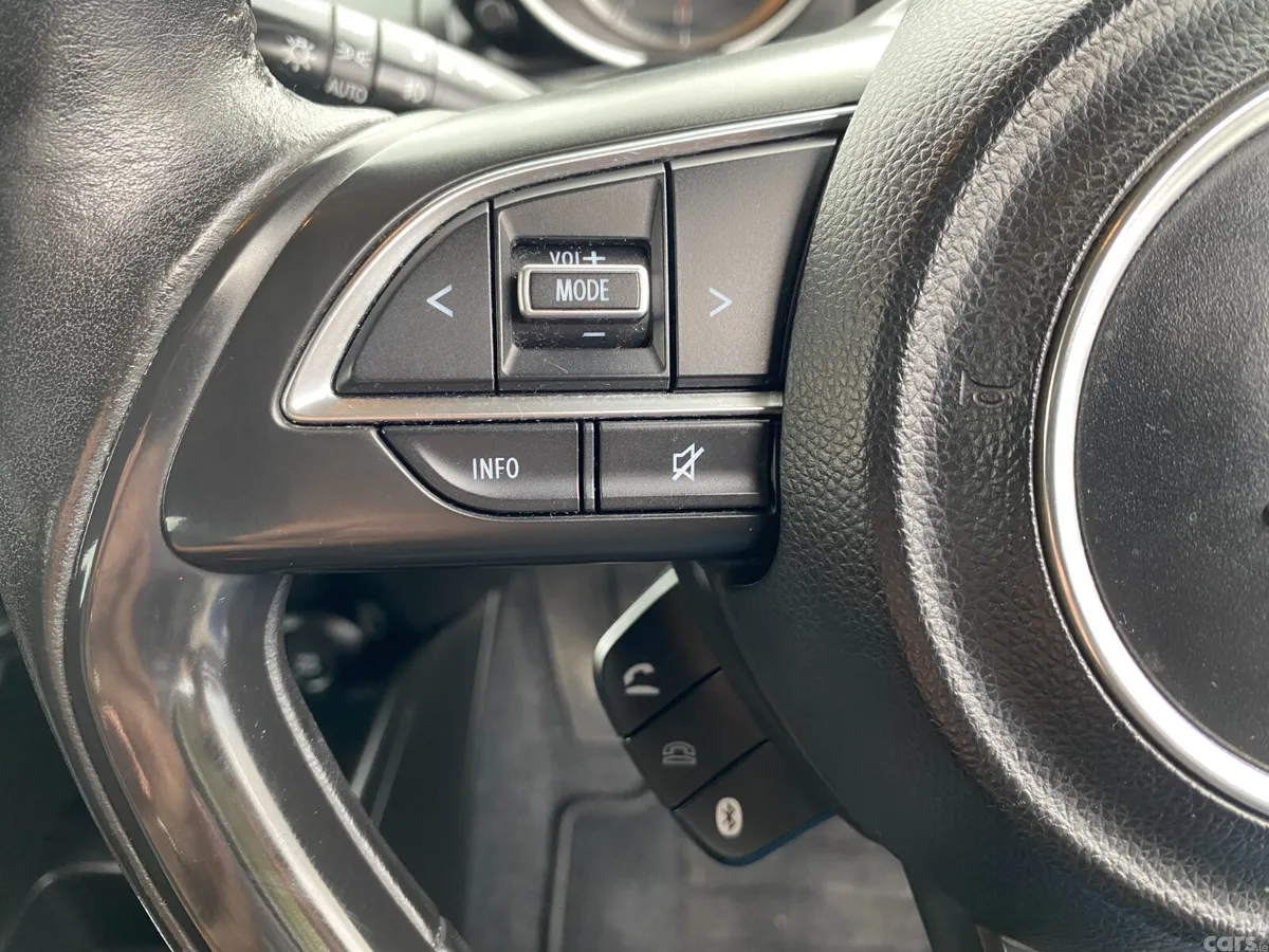 Suzuki Swift Hatchback, Petrol, 2019, Grey