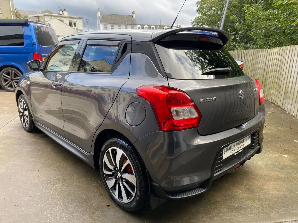 Suzuki Swift Hatchback, Petrol, 2019, Grey