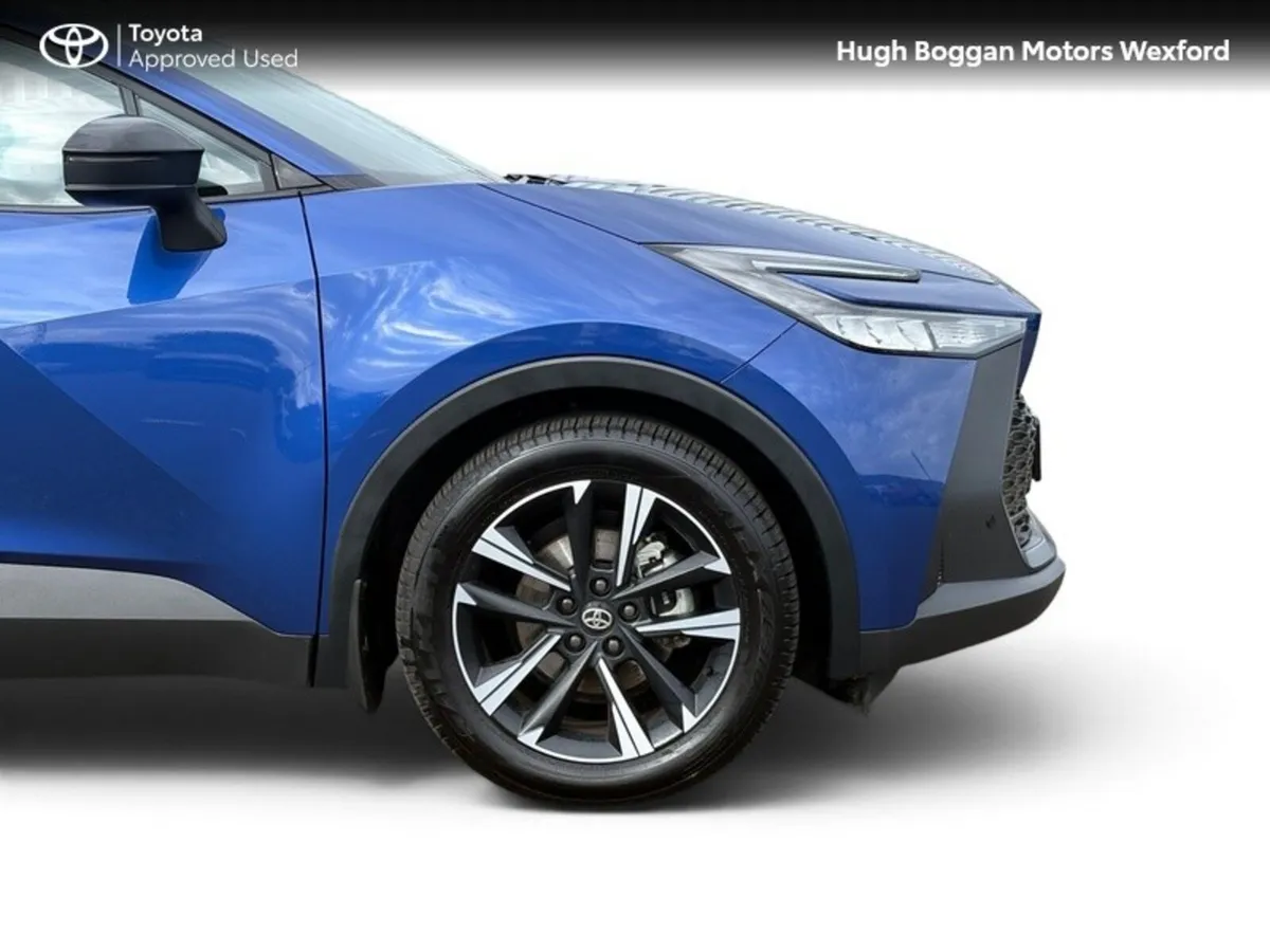 Toyota C-HR SUV, Petrol Hybrid, 2026, Blue