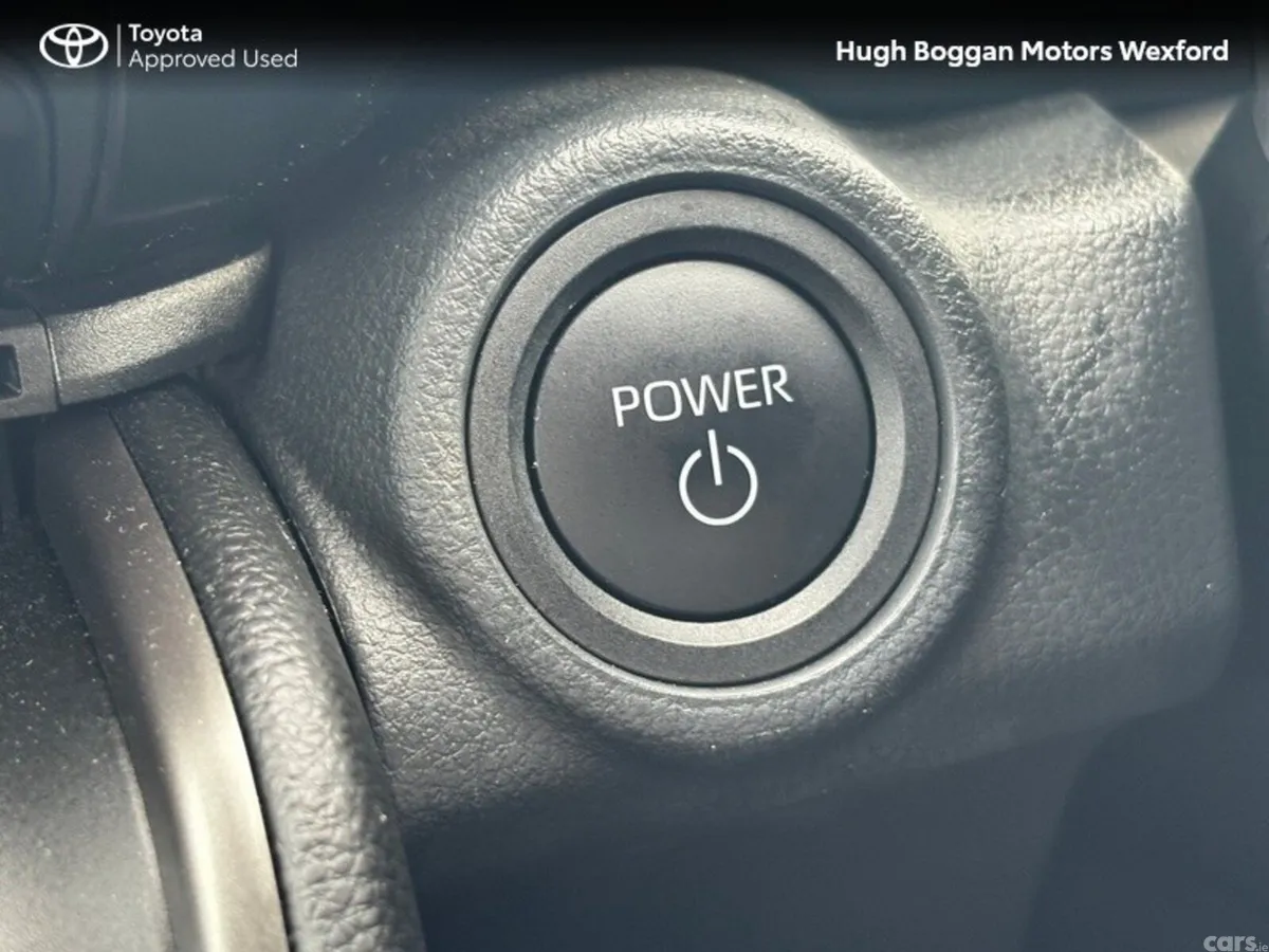 Toyota C-HR SUV, Petrol Hybrid, 2026, Blue