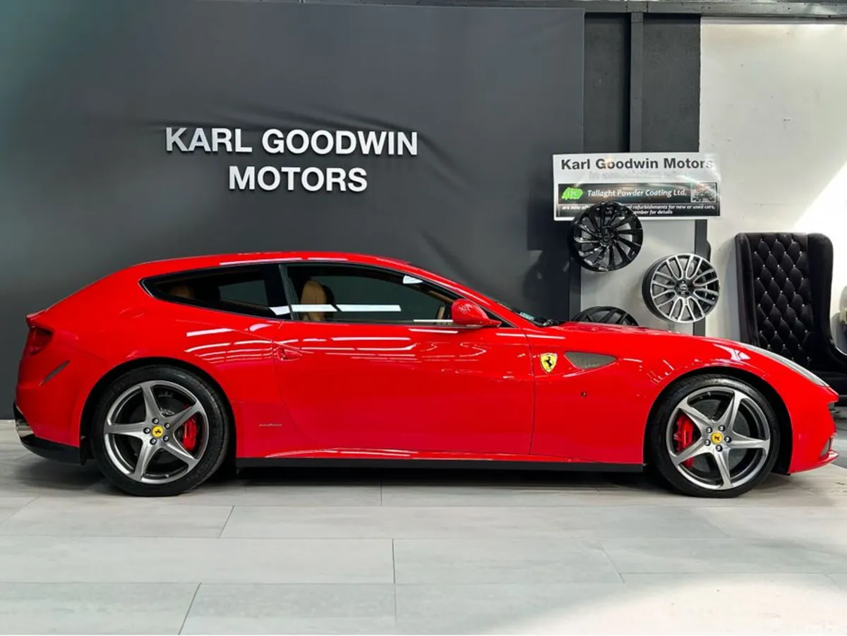Ferrari FF Coupe, Petrol, 2012, Red
