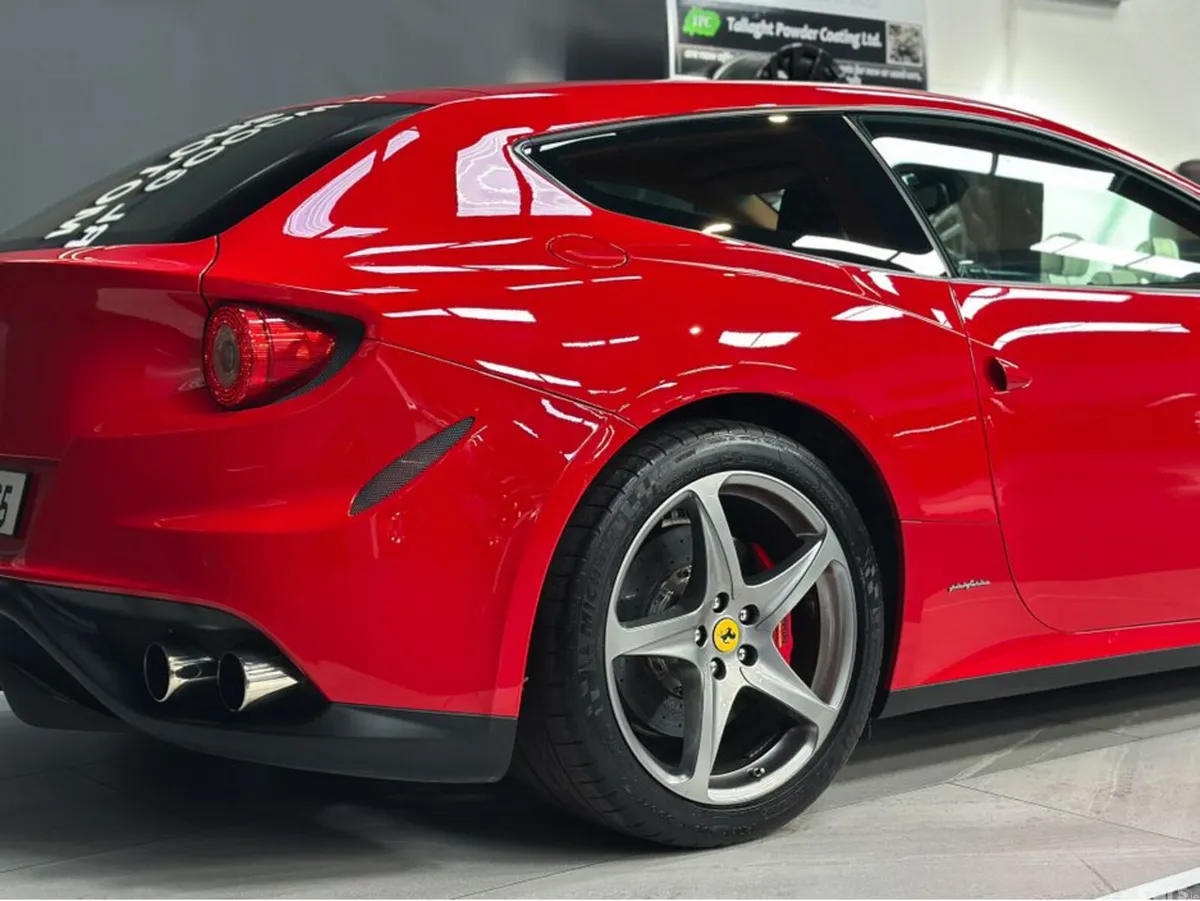 Ferrari FF Coupe, Petrol, 2012, Red