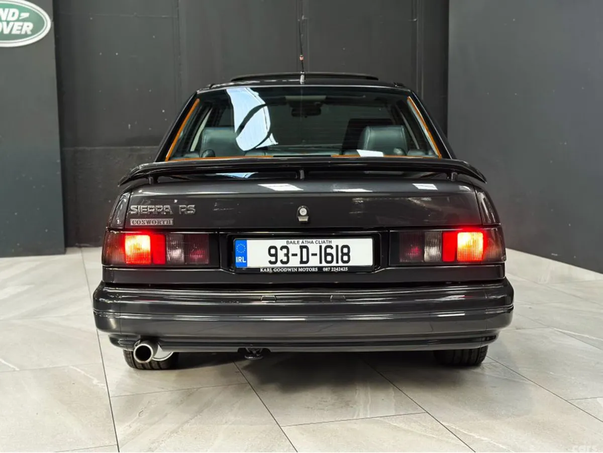 Ford Sierra Saloon, Petrol, 1993, Black