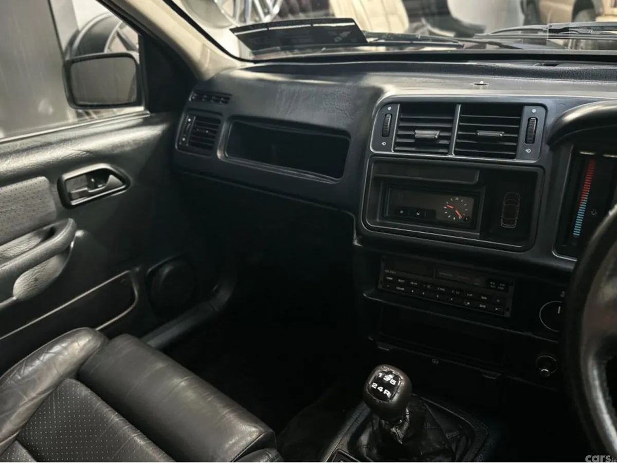 Ford Sierra Saloon, Petrol, 1993, Black
