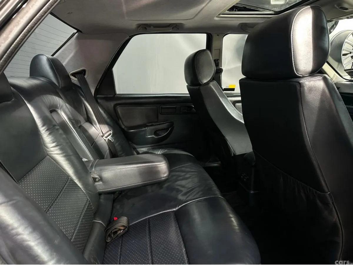 Ford Sierra Saloon, Petrol, 1993, Black