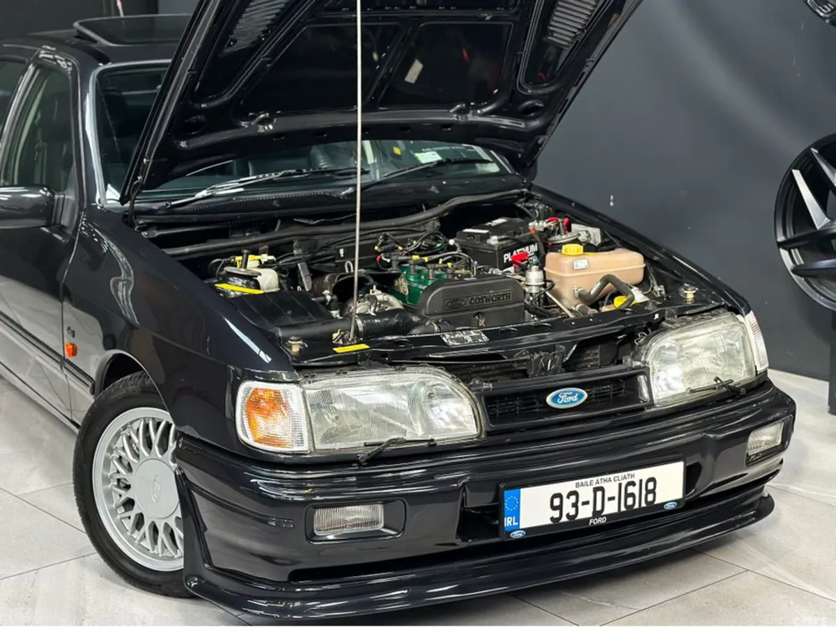 Ford Sierra Saloon, Petrol, 1993, Black