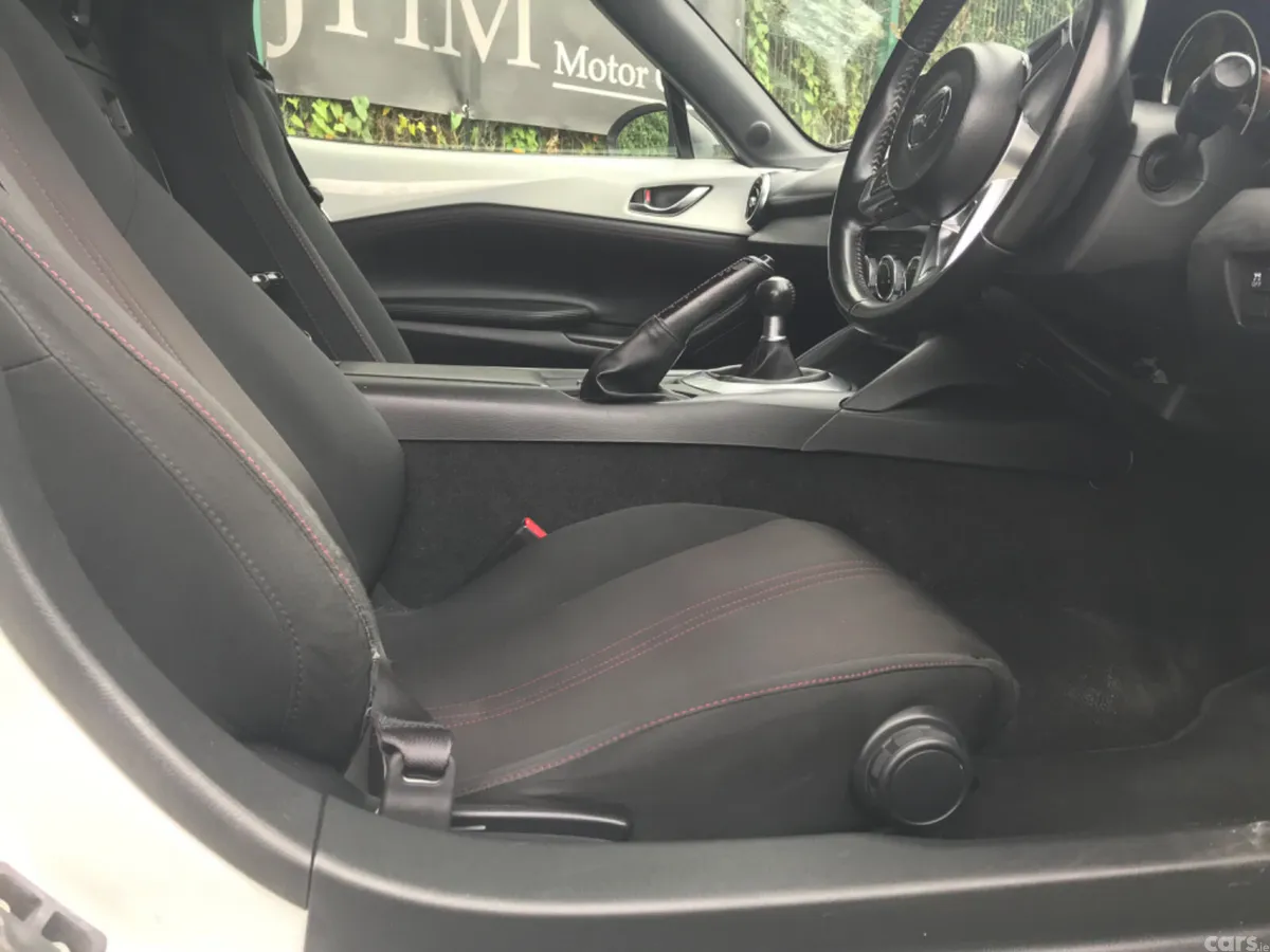 Mazda MX-5 Convertible, Petrol, 2016, White