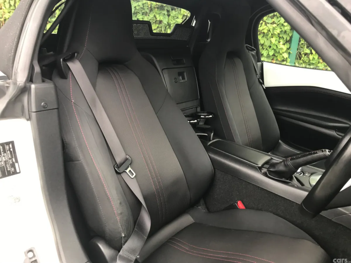 Mazda MX-5 Convertible, Petrol, 2016, White
