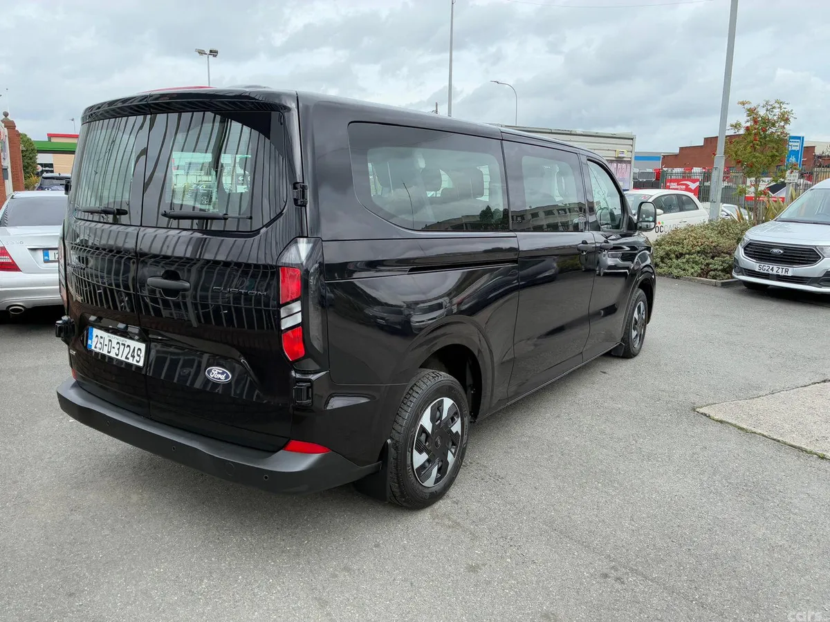 Ford Transit Custom MPV, Petrol Hybrid, 2025, Black