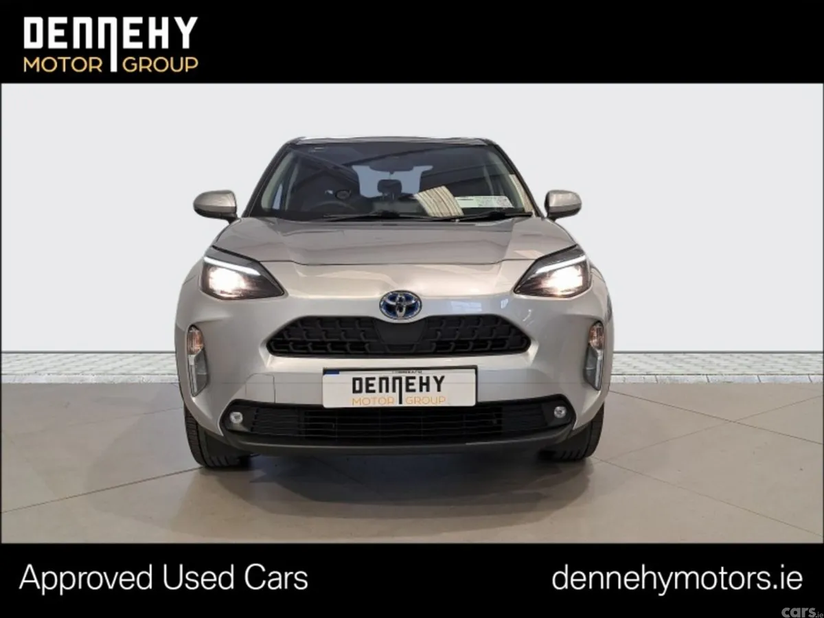 Toyota Yaris Cross Hatchback, Petrol Hybrid, 2022, Grey