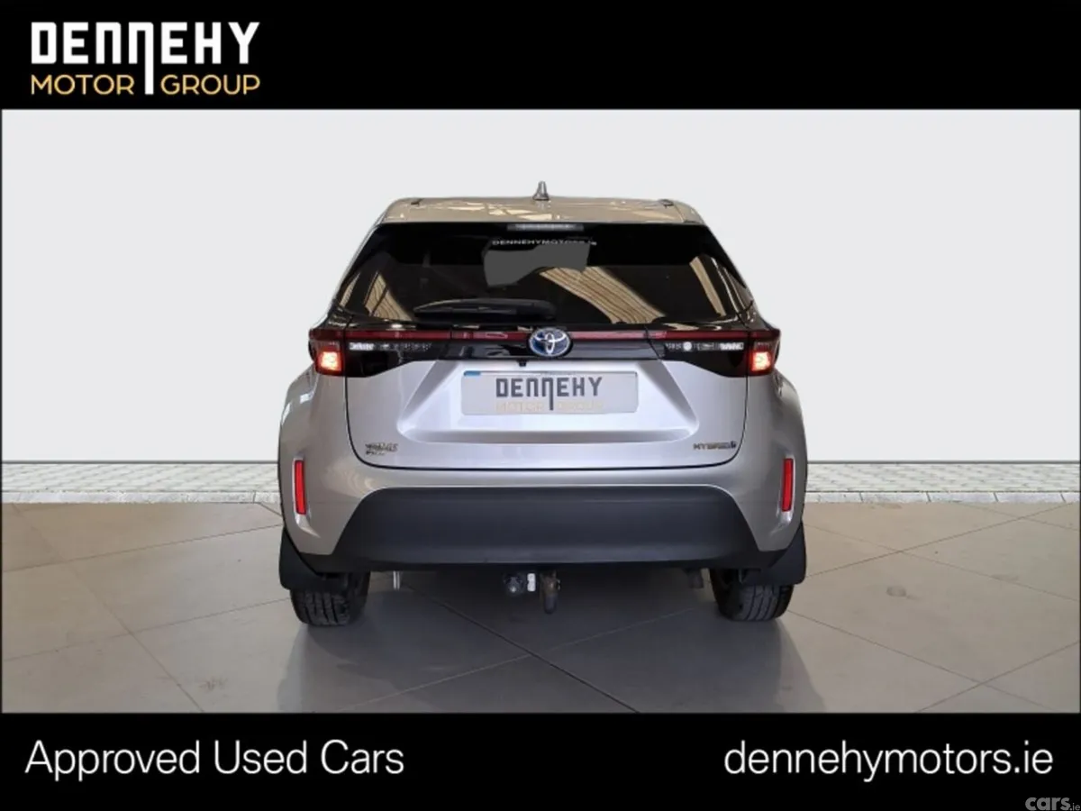 Toyota Yaris Cross Hatchback, Petrol Hybrid, 2022, Grey