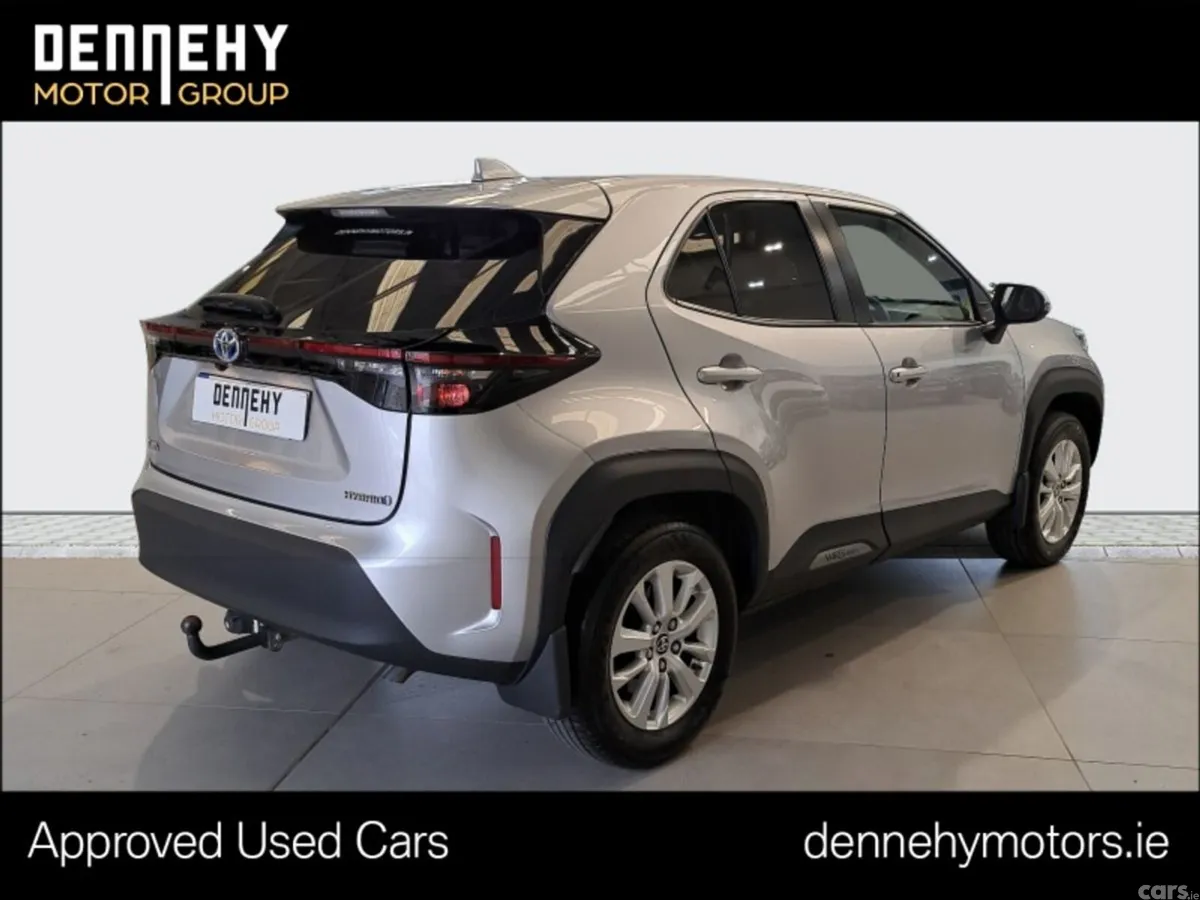 Toyota Yaris Cross Hatchback, Petrol Hybrid, 2022, Grey