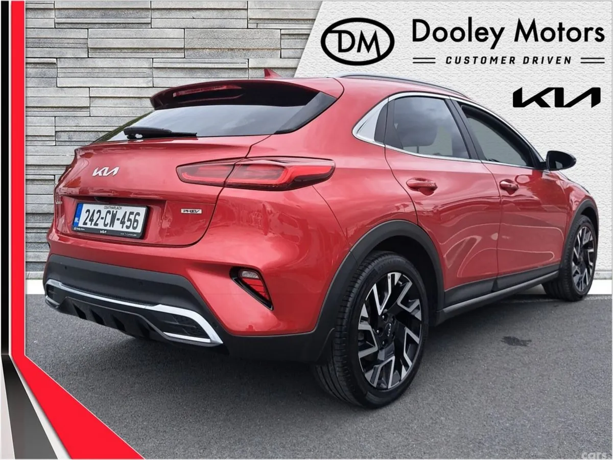 Kia XCeed Hatchback, Petrol Plug-in Hybrid, 2024, Red