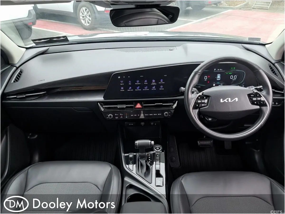 Kia Niro SUV, Petrol Hybrid, 2024, Grey