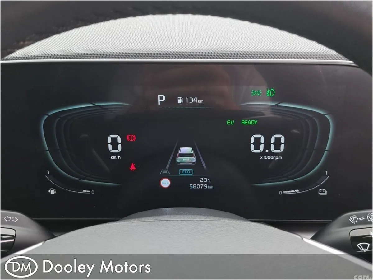 Kia Niro SUV, Petrol Hybrid, 2024, Grey