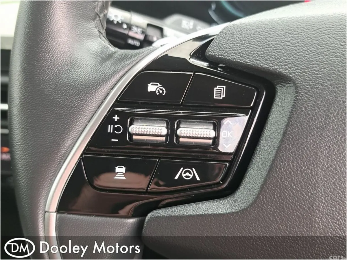 Kia Niro SUV, Petrol Hybrid, 2024, Grey